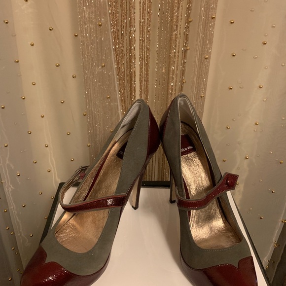 EUC Dolce Vita Grey Suede and Burgundy Heels 👠 - Picture 3 of 6